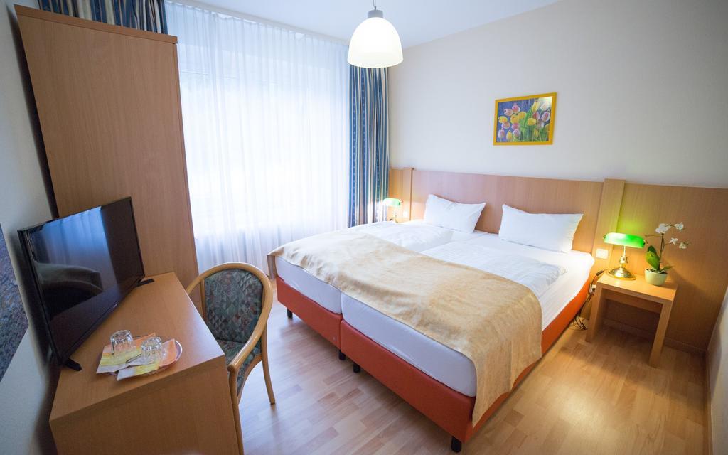 Berghotel Tambach ภายนอก รูปภาพ